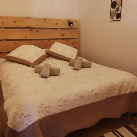 The Barn, Maison, Piscine Privative, Calme, Wifi Hébergement de vacances